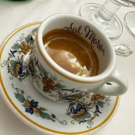 Near The Vatican 10 Minutes *