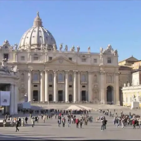 Near The Vatican 10 Minutes Apartment